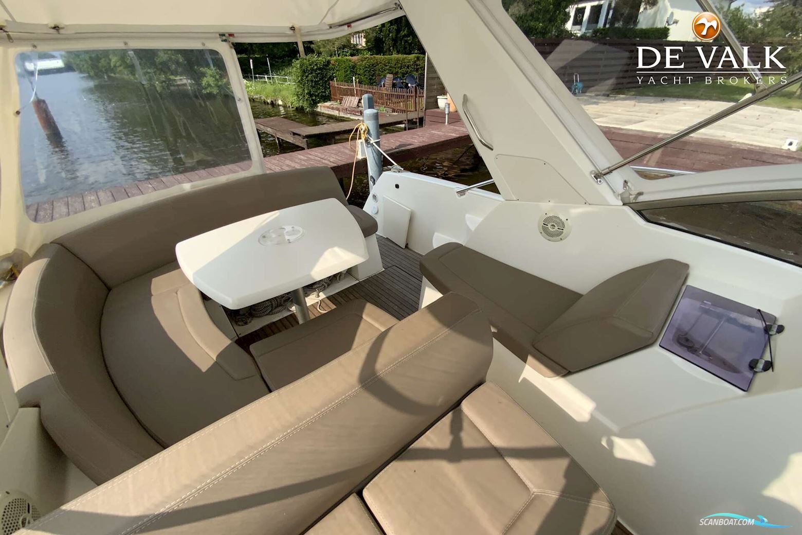 Jeanneau Leader 8