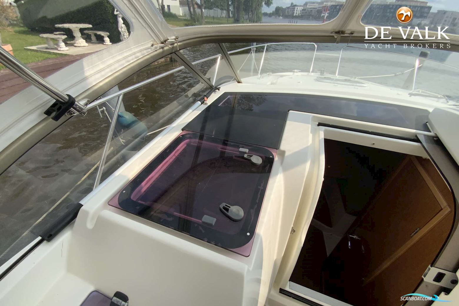 Jeanneau Leader 8