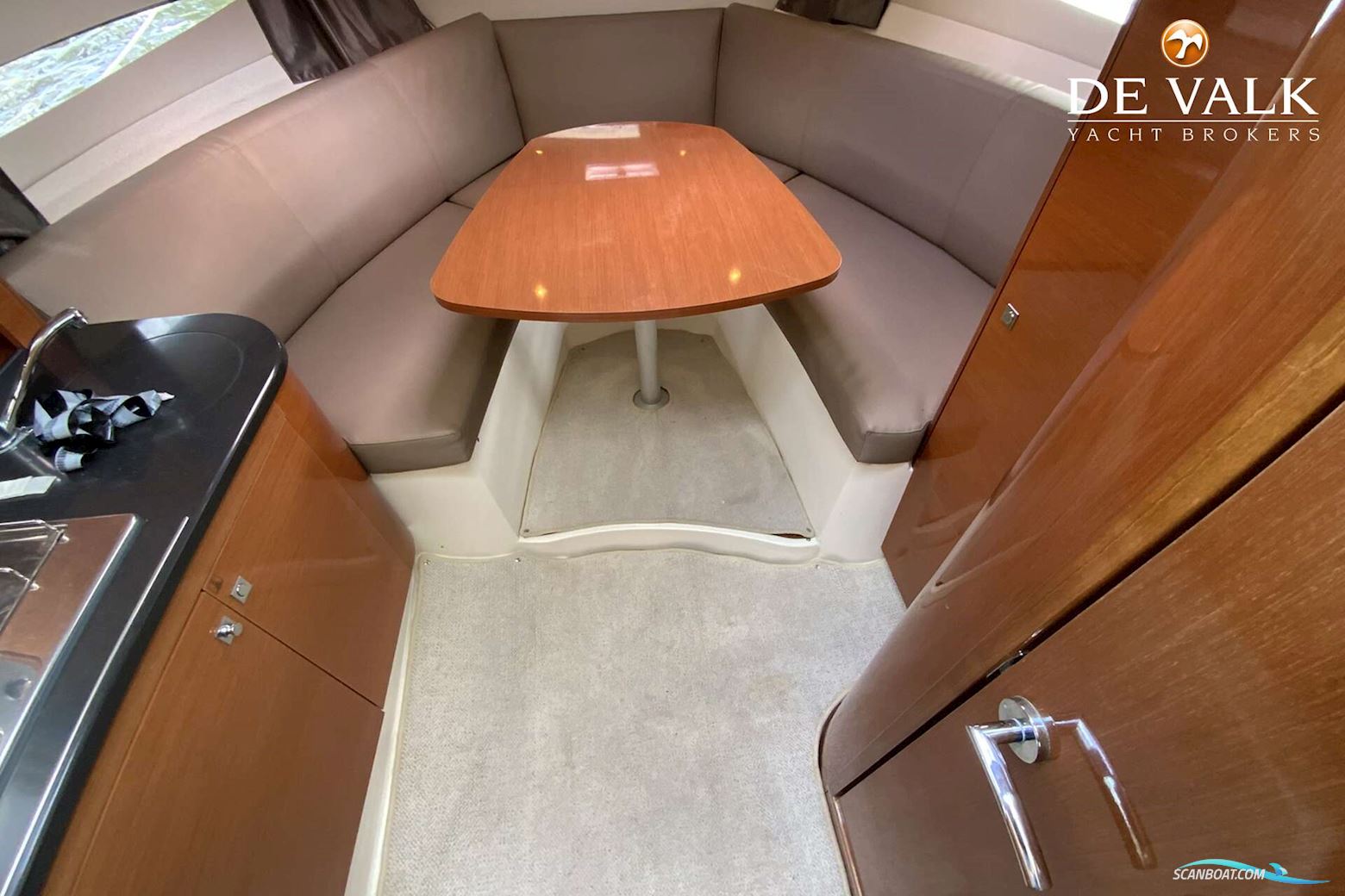 Jeanneau Leader 8