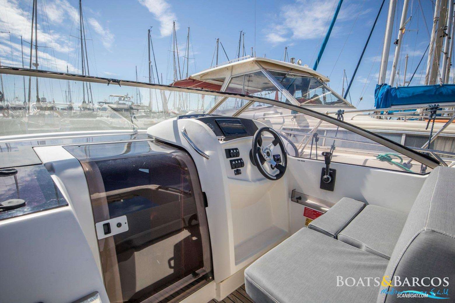 Jeanneau Leader 8