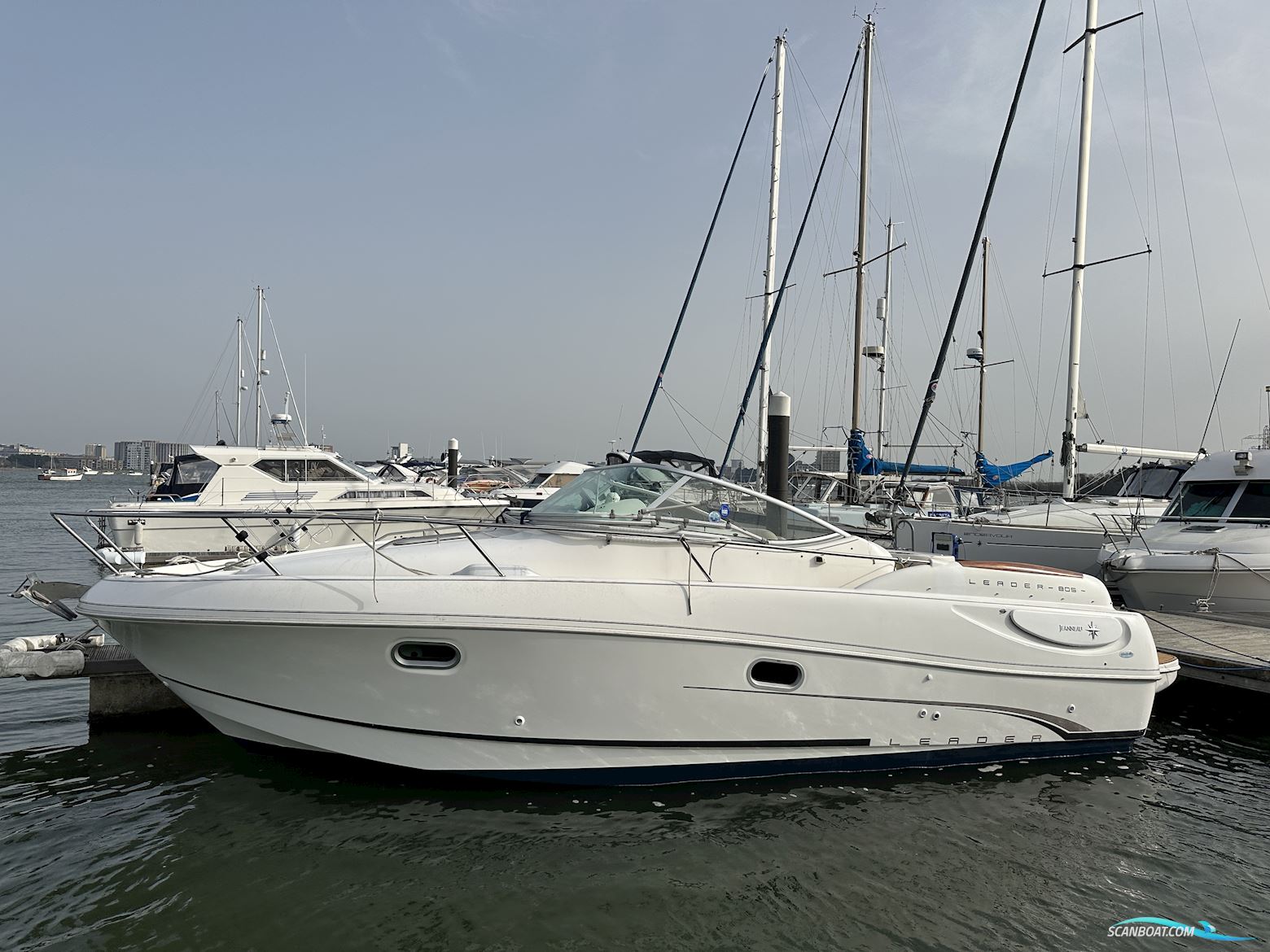 Jeanneau Leader 805 Motorboat 2007, with Mercruiser engine, United Kingdom