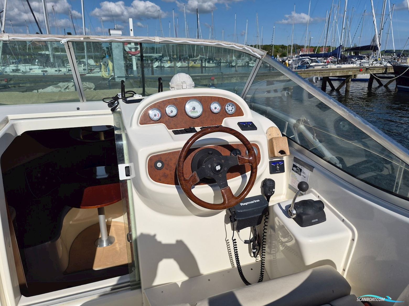 Jeanneau Leader 805