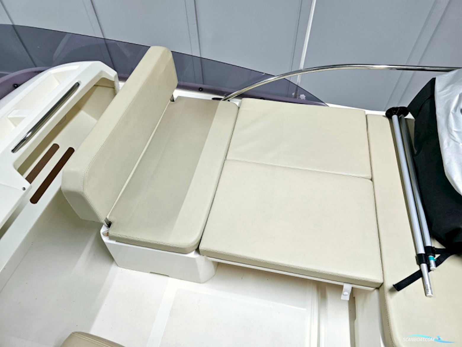 Jeanneau Merry Fisher 10 Fly