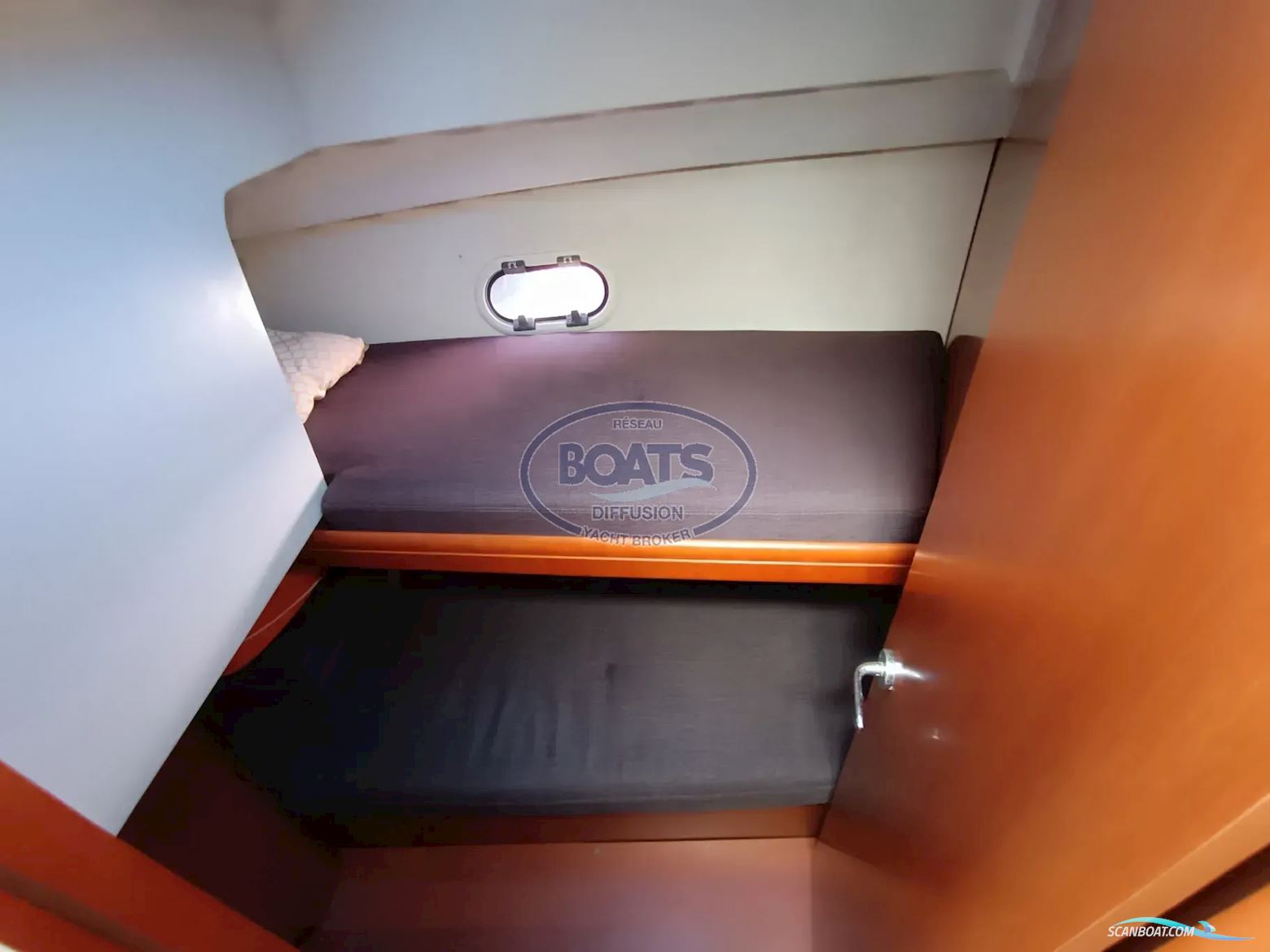 Jeanneau Merry Fisher 10