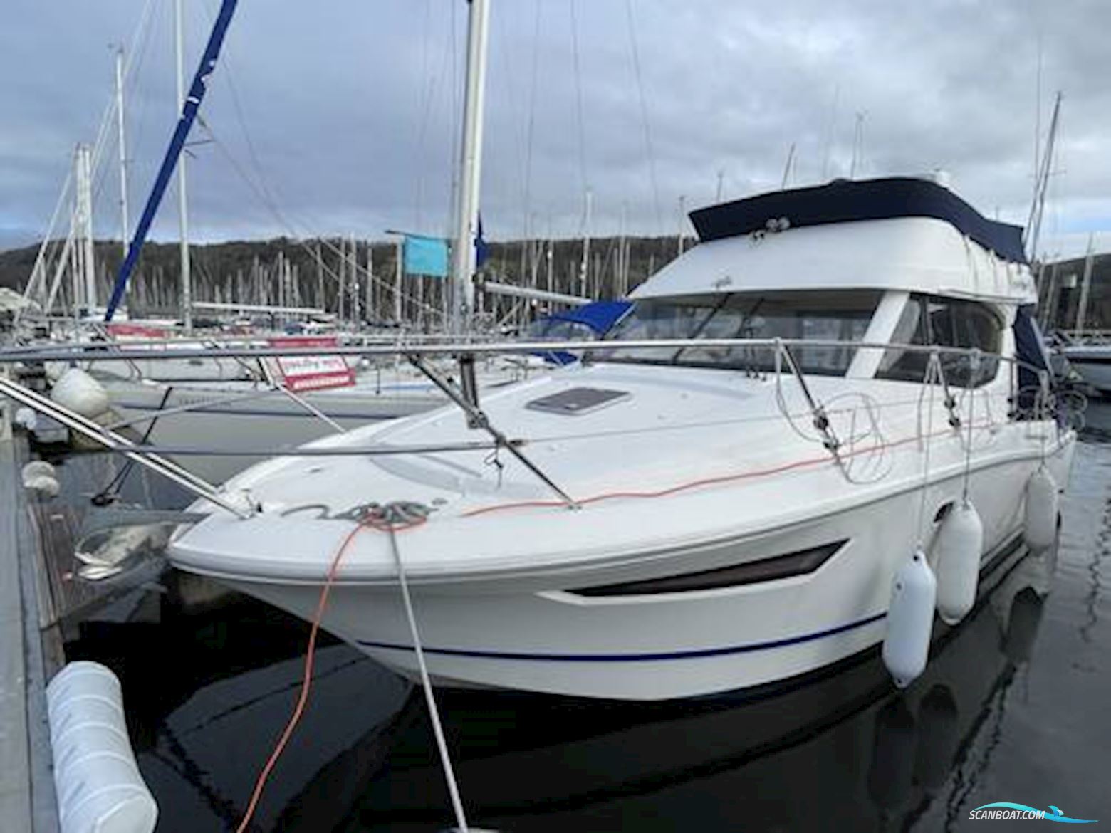 Jeanneau Merry Fisher 10