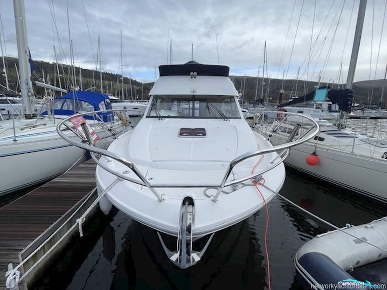 Jeanneau Merry Fisher 10