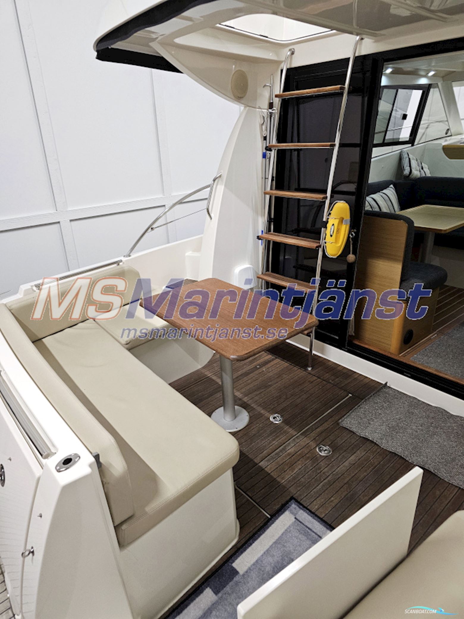 Jeanneau Merry Fisher 10