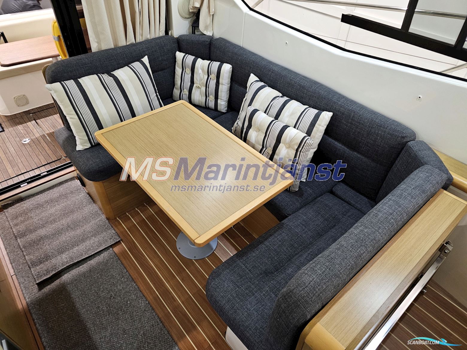 Jeanneau Merry Fisher 10