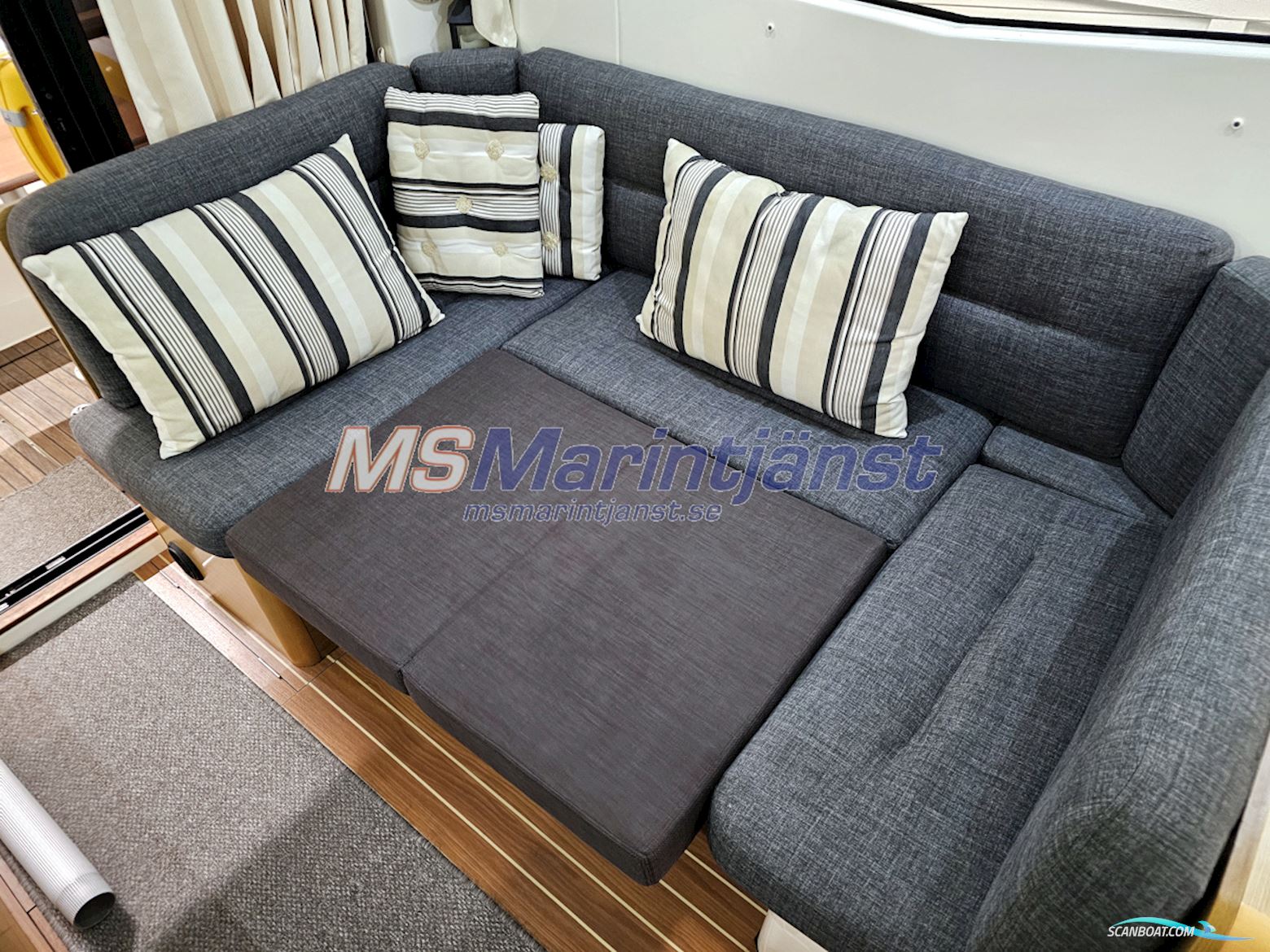 Jeanneau Merry Fisher 10