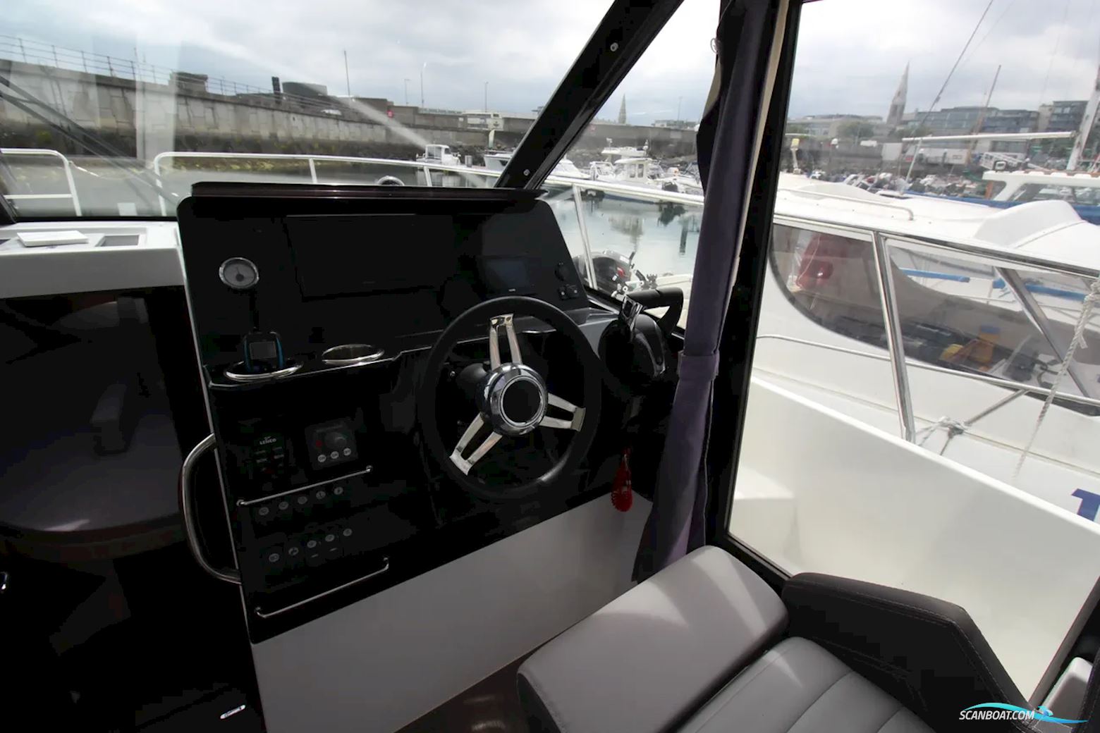 Jeanneau Merry Fisher 1095 Coupé