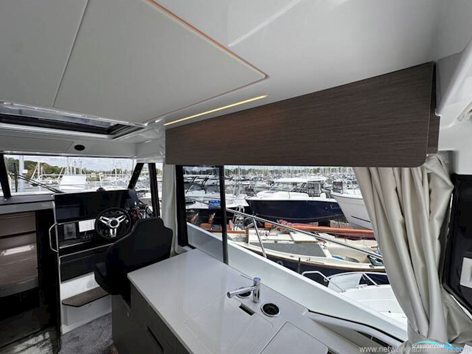 Jeanneau Merry Fisher 1095 Coupe Series 2