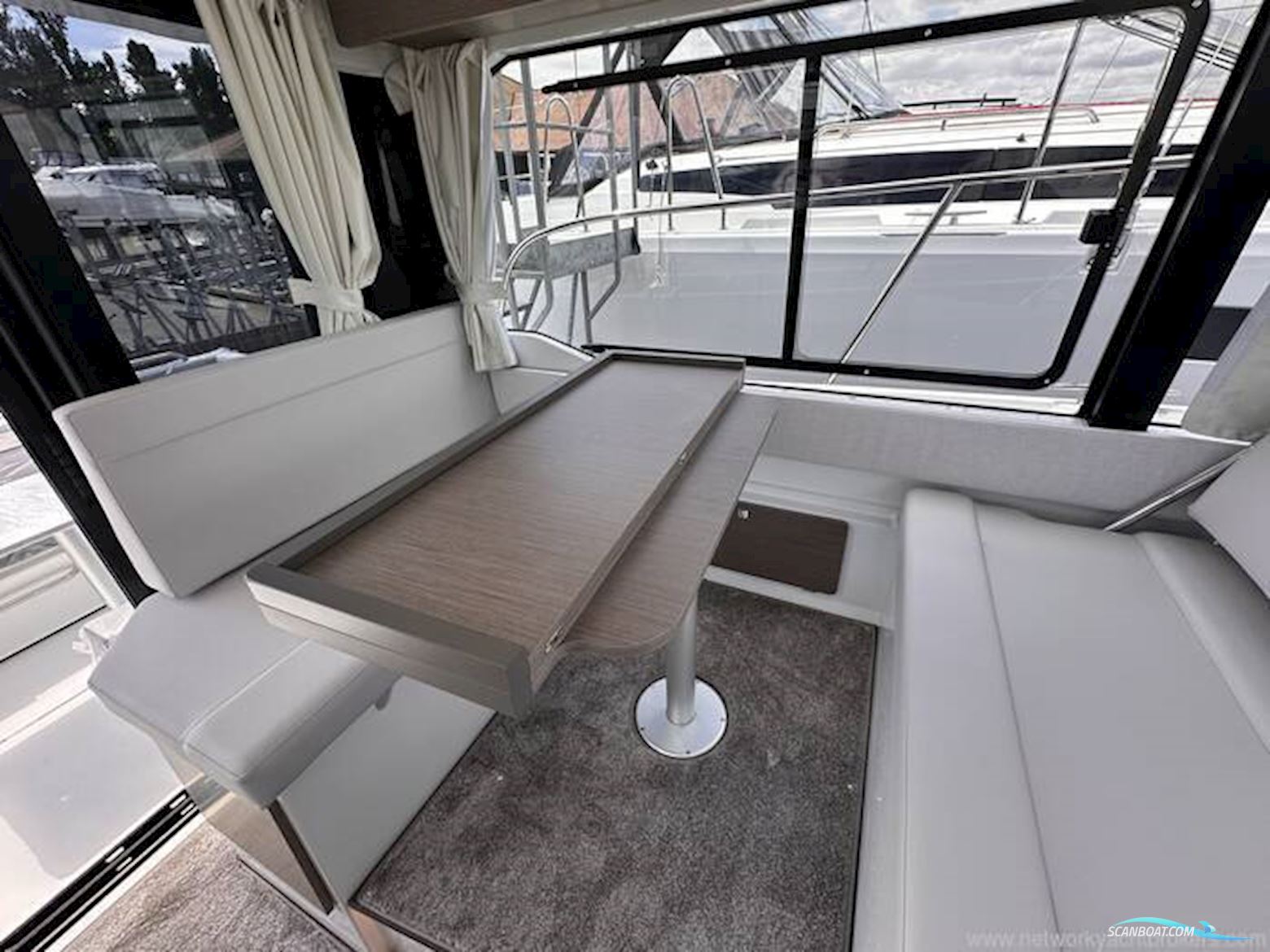 Jeanneau Merry Fisher 1095 Coupe Series 2