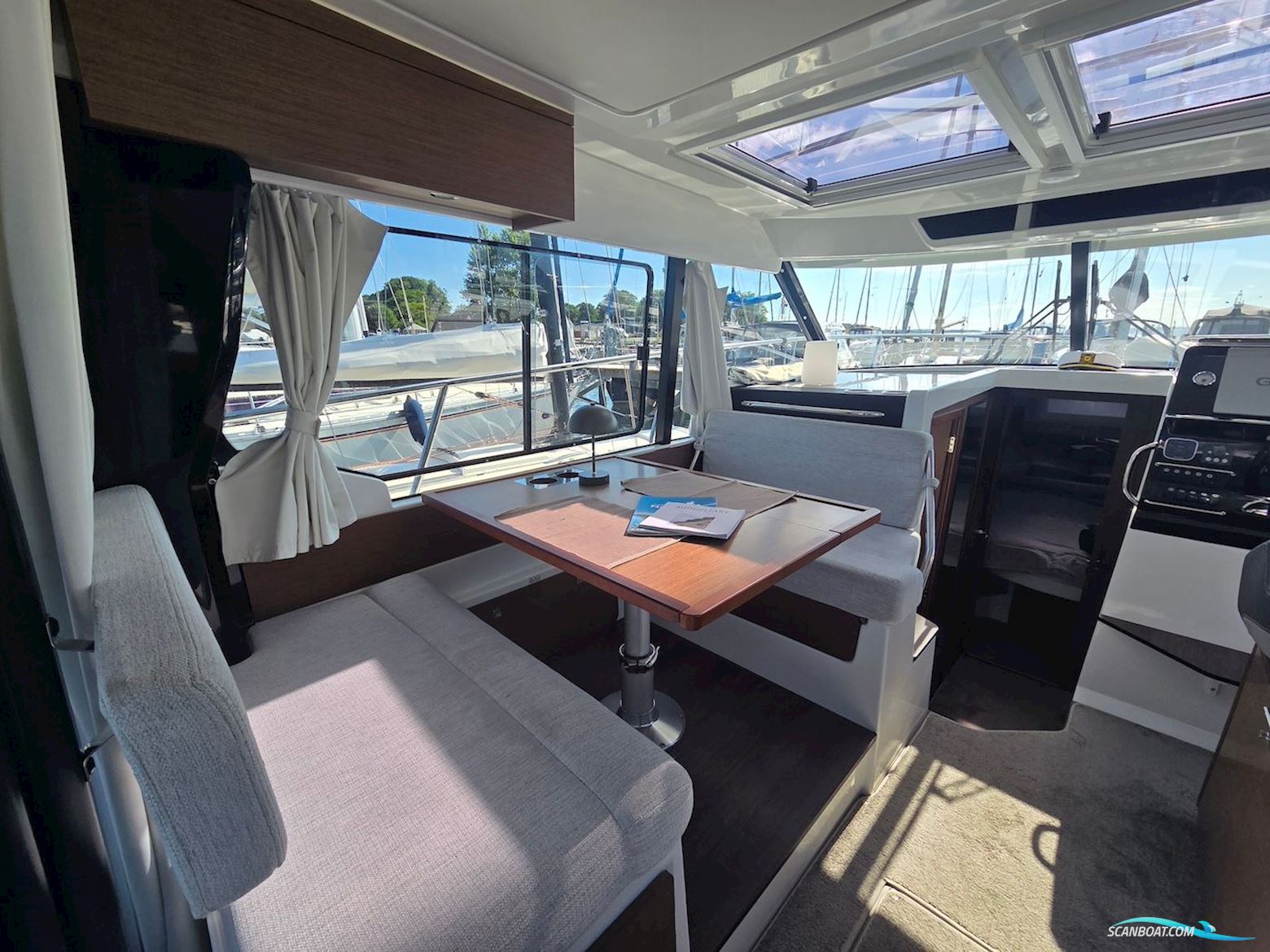 Jeanneau Merry Fisher 1095 Cruiser