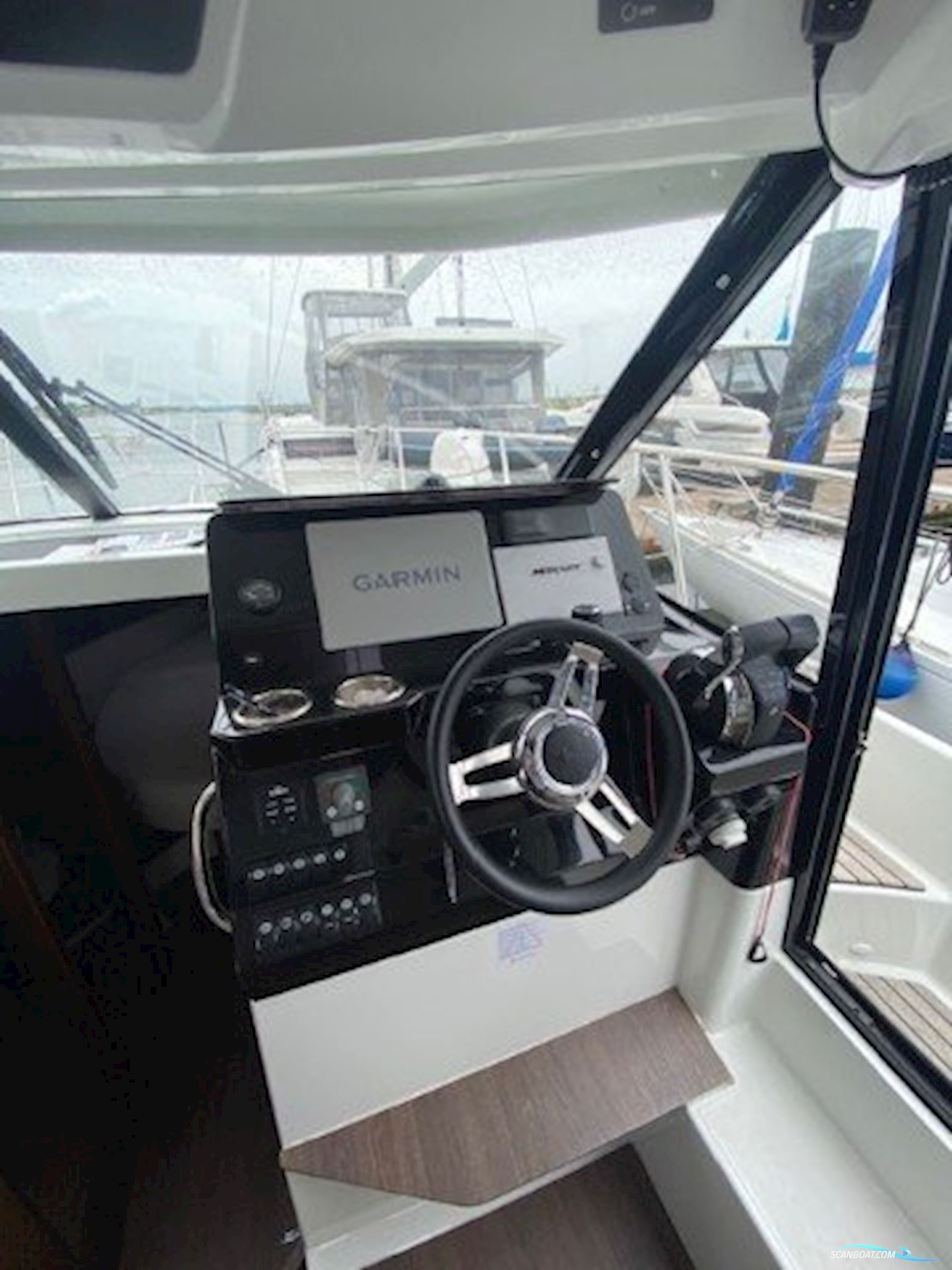 Jeanneau Merry Fisher 1095