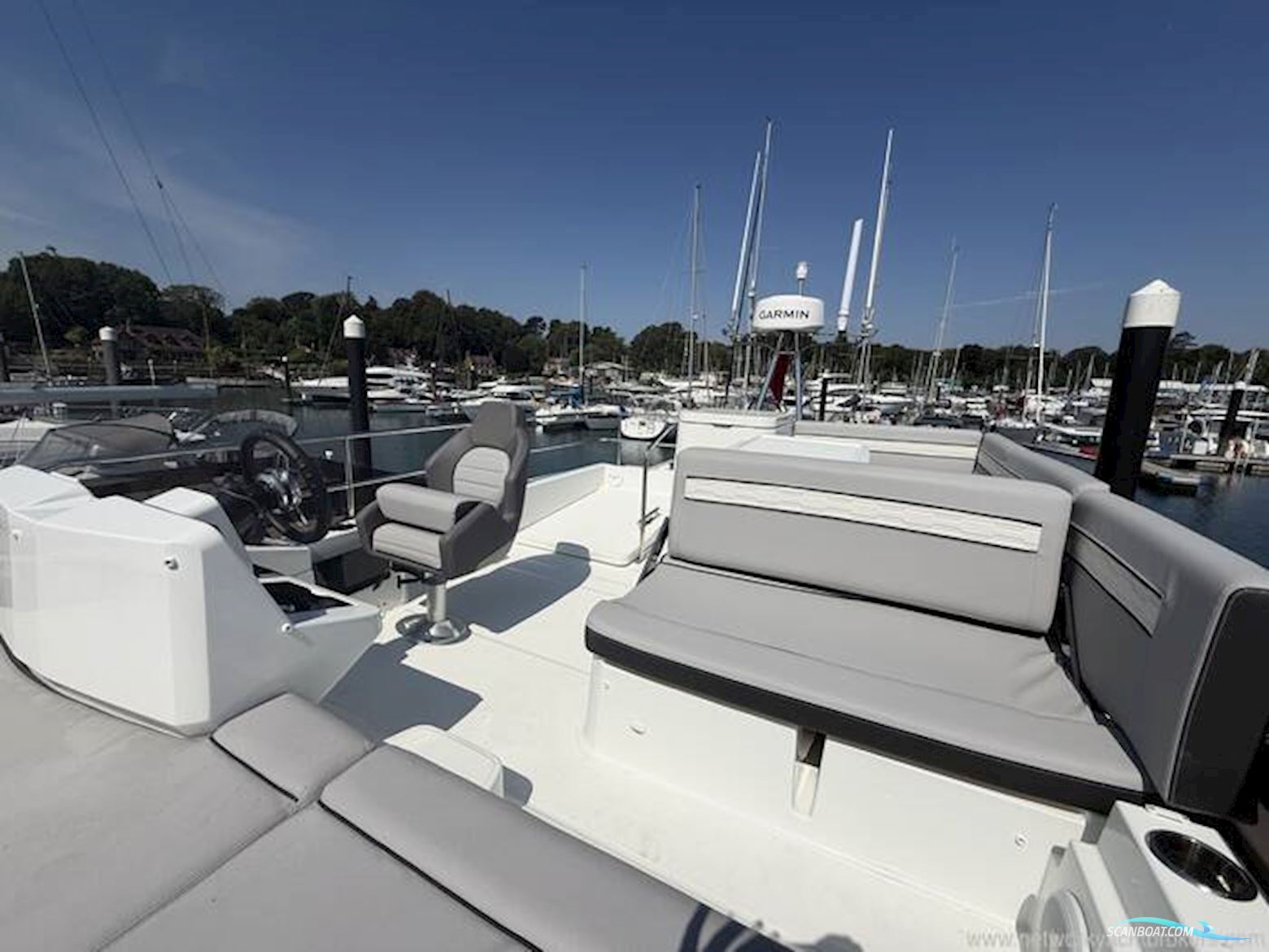 Jeanneau Merry Fisher 1295 Fly