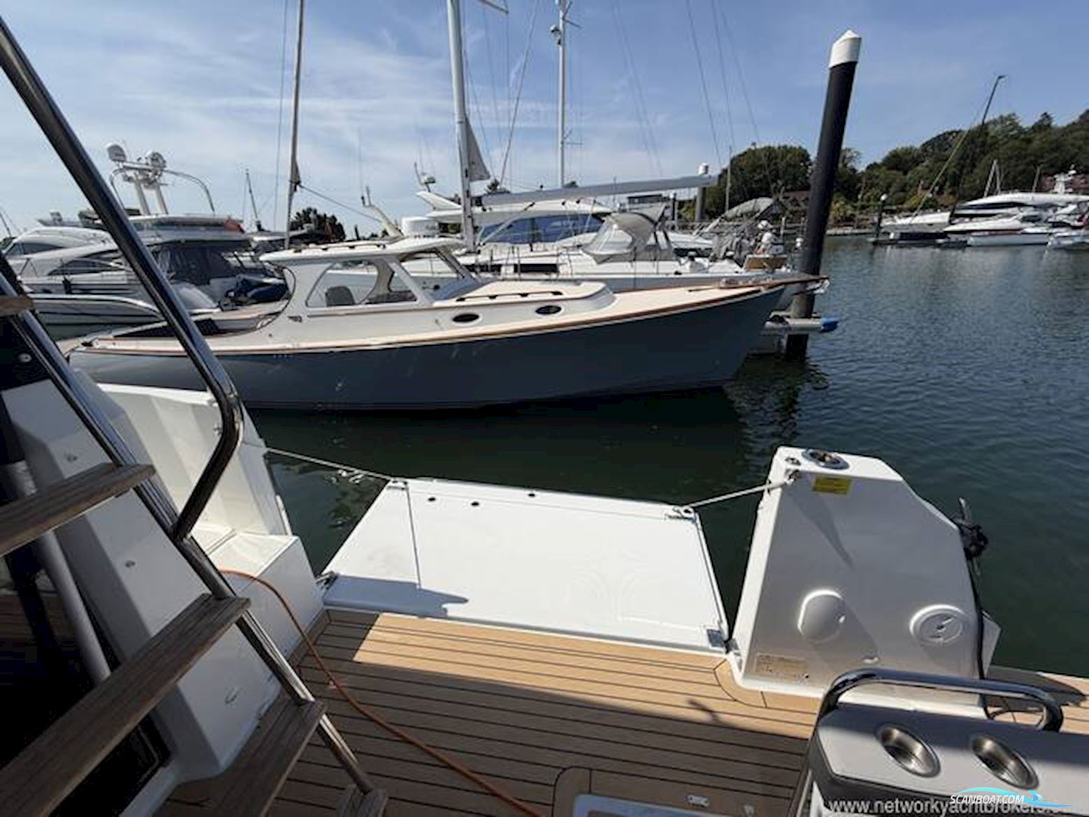 Jeanneau Merry Fisher 1295 Fly