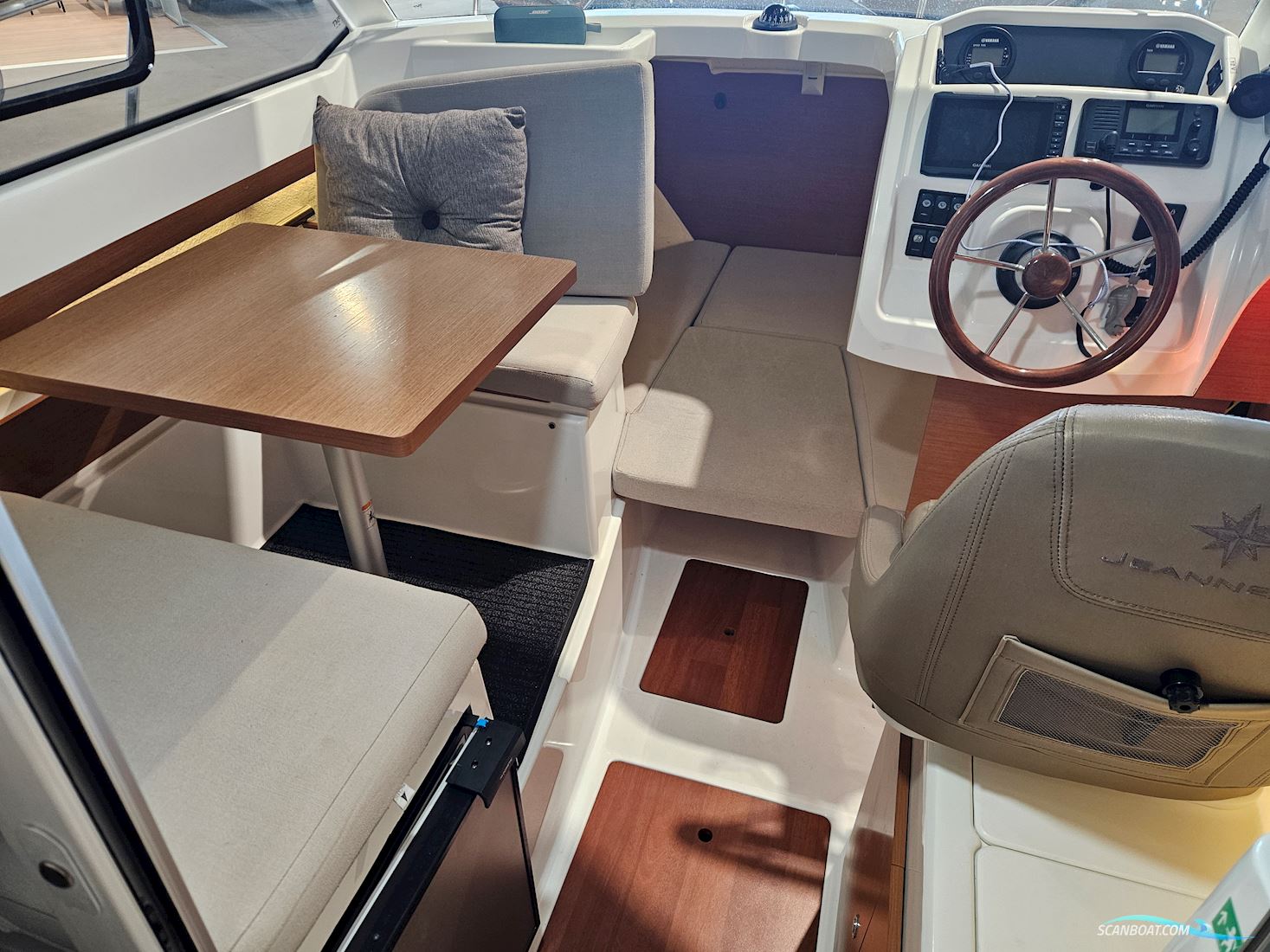 Jeanneau Merry Fisher 605