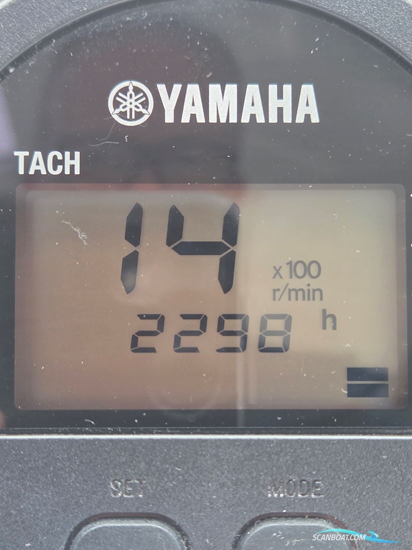 Jeanneau Merry Fisher 605
