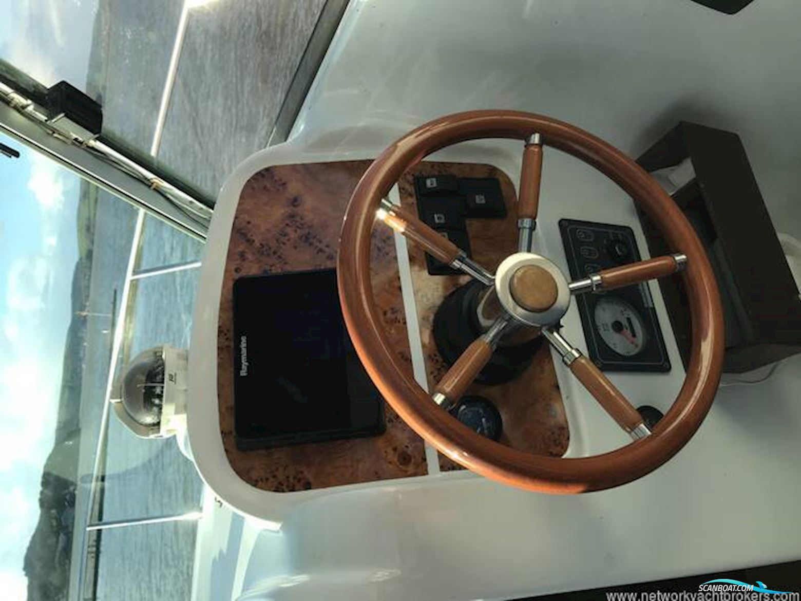 Jeanneau Merry Fisher 635
