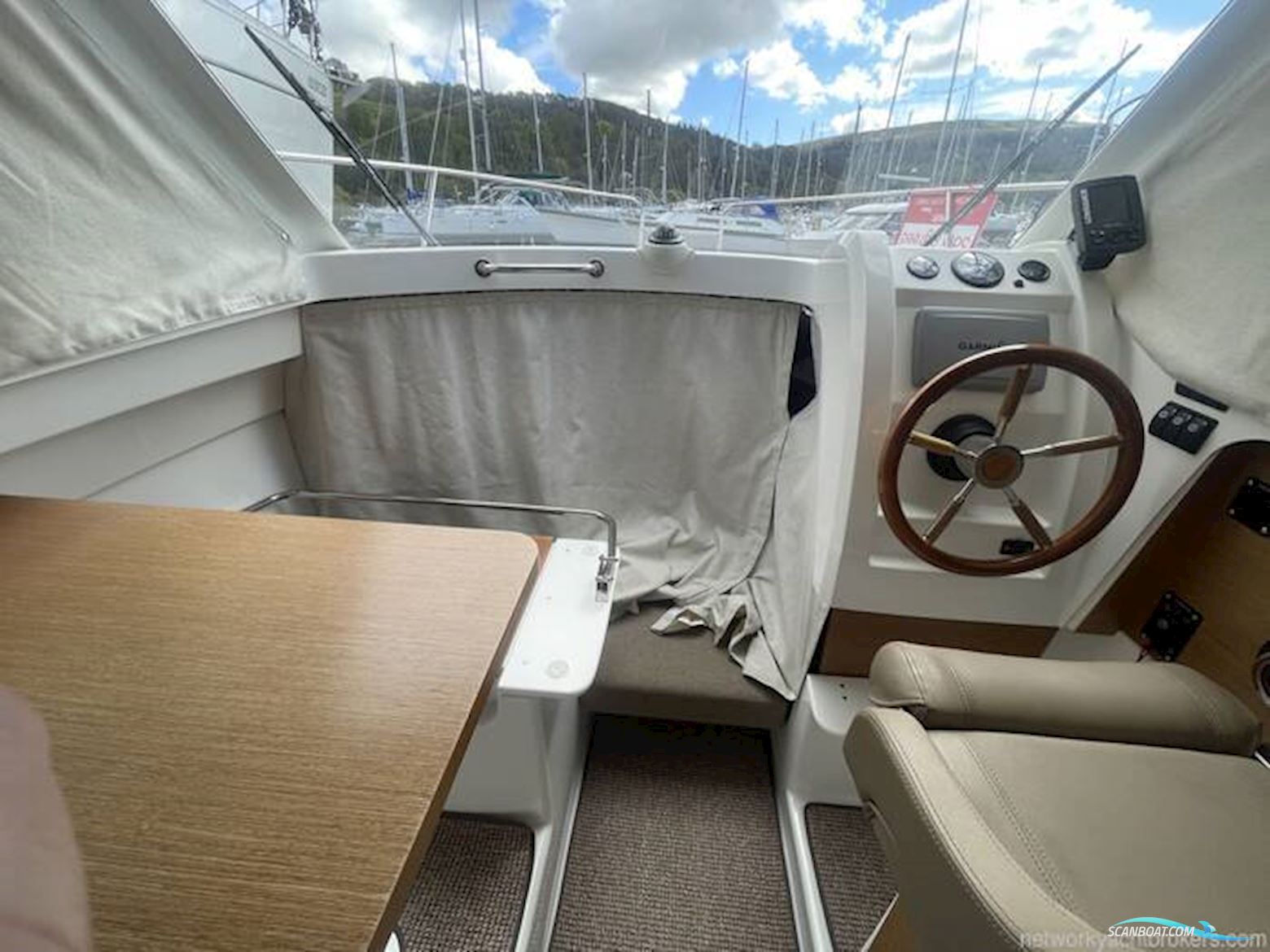 Jeanneau Merry Fisher 645