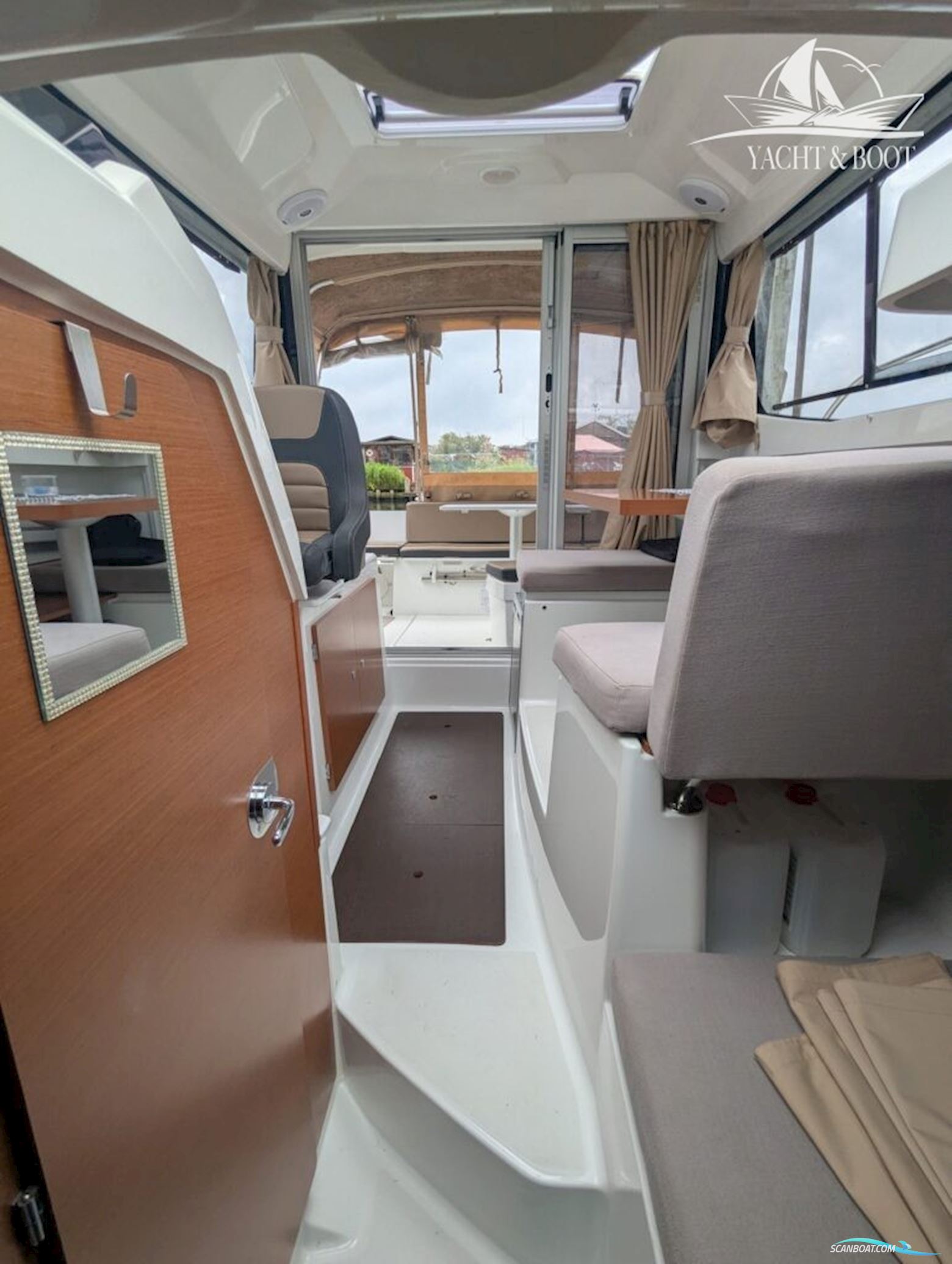 Jeanneau Merry Fisher 695 "Legend"