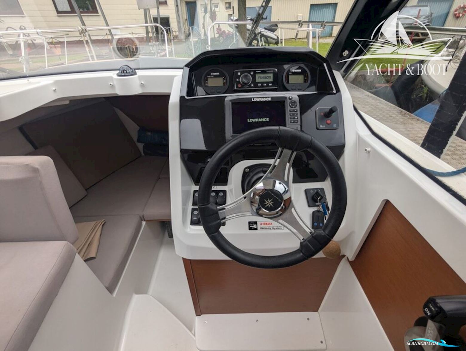 Jeanneau Merry Fisher 695 "Legend"