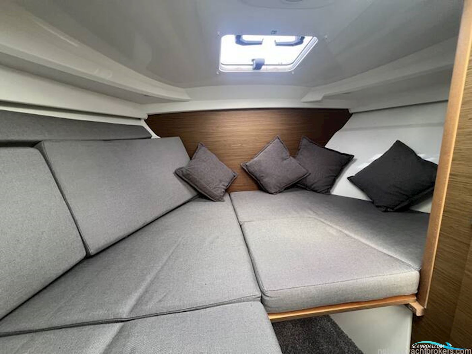 Jeanneau Merry Fisher 695