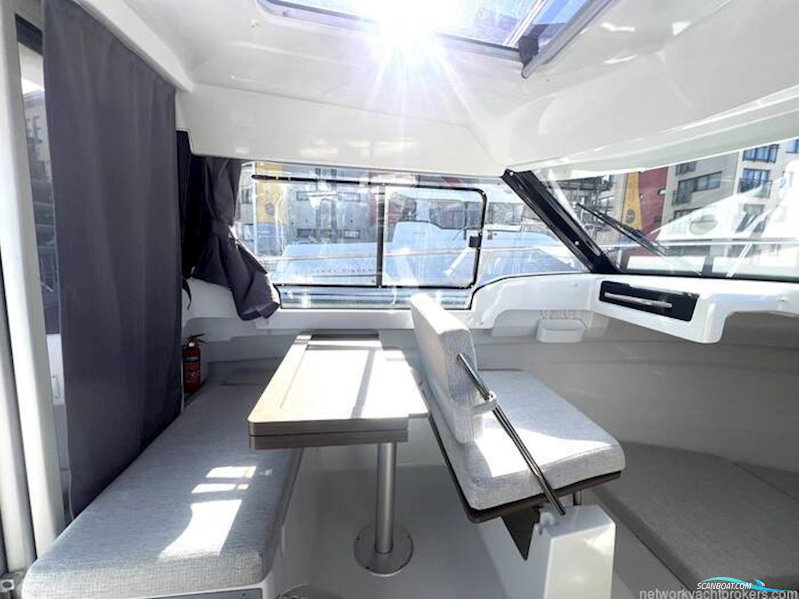 Jeanneau Merry Fisher 695