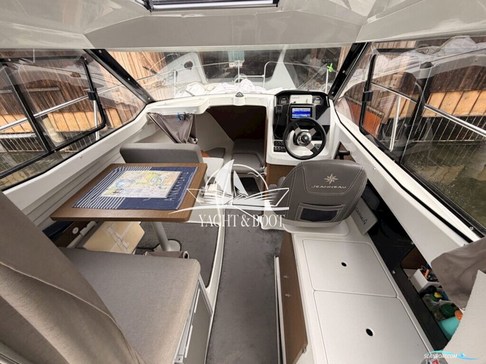 Jeanneau Merry Fisher 695