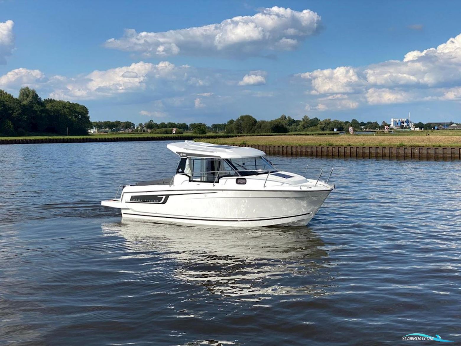 Jeanneau Merry Fisher 695 Serie 2. Dit Schip is Aanwezig op de Suzuki Stand Van Hiswa te Water 2026.