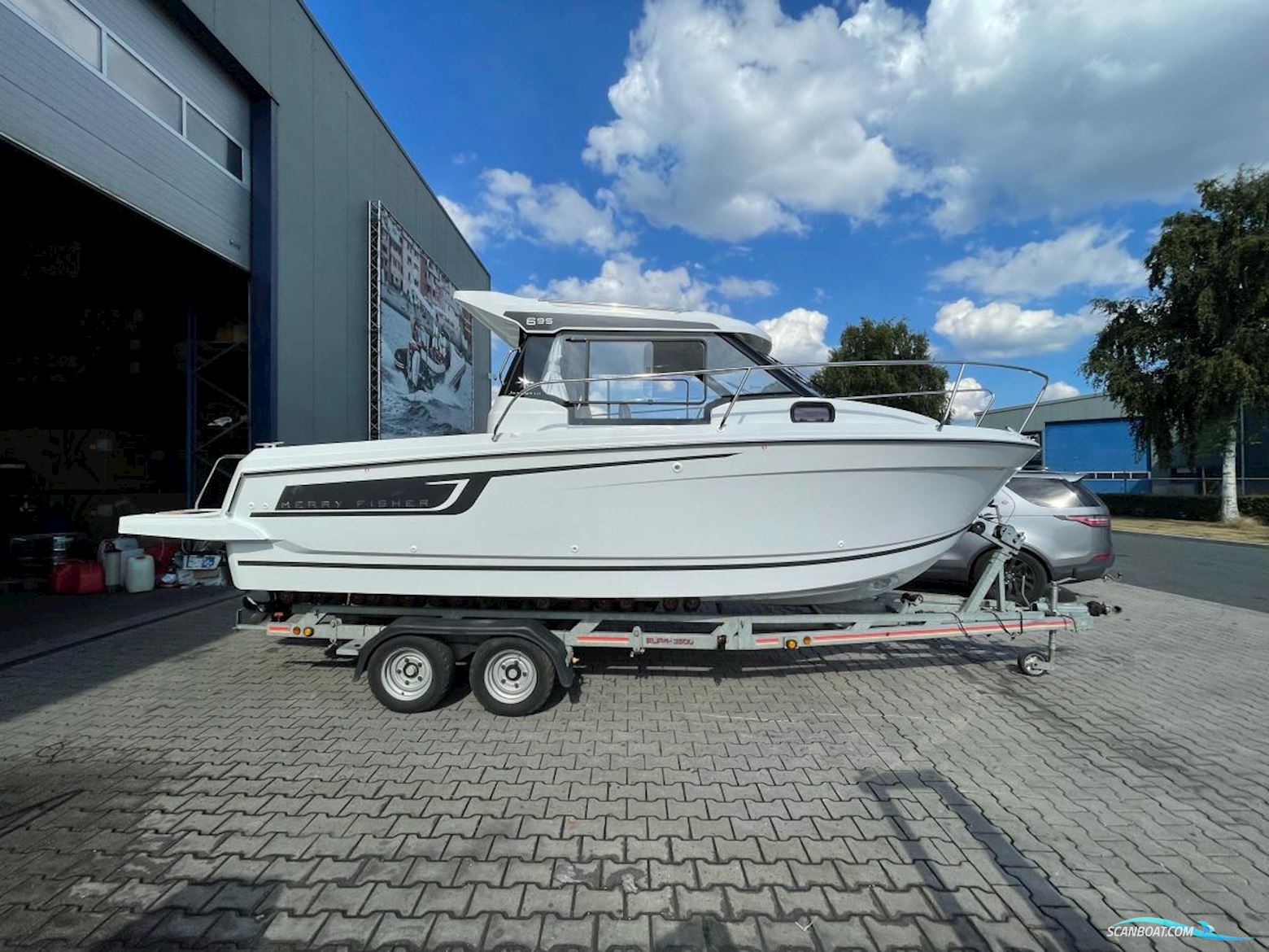 Jeanneau Merry Fisher 695 Serie 2. Dit Schip is Aanwezig op de Suzuki Stand Van Hiswa te Water 2026.