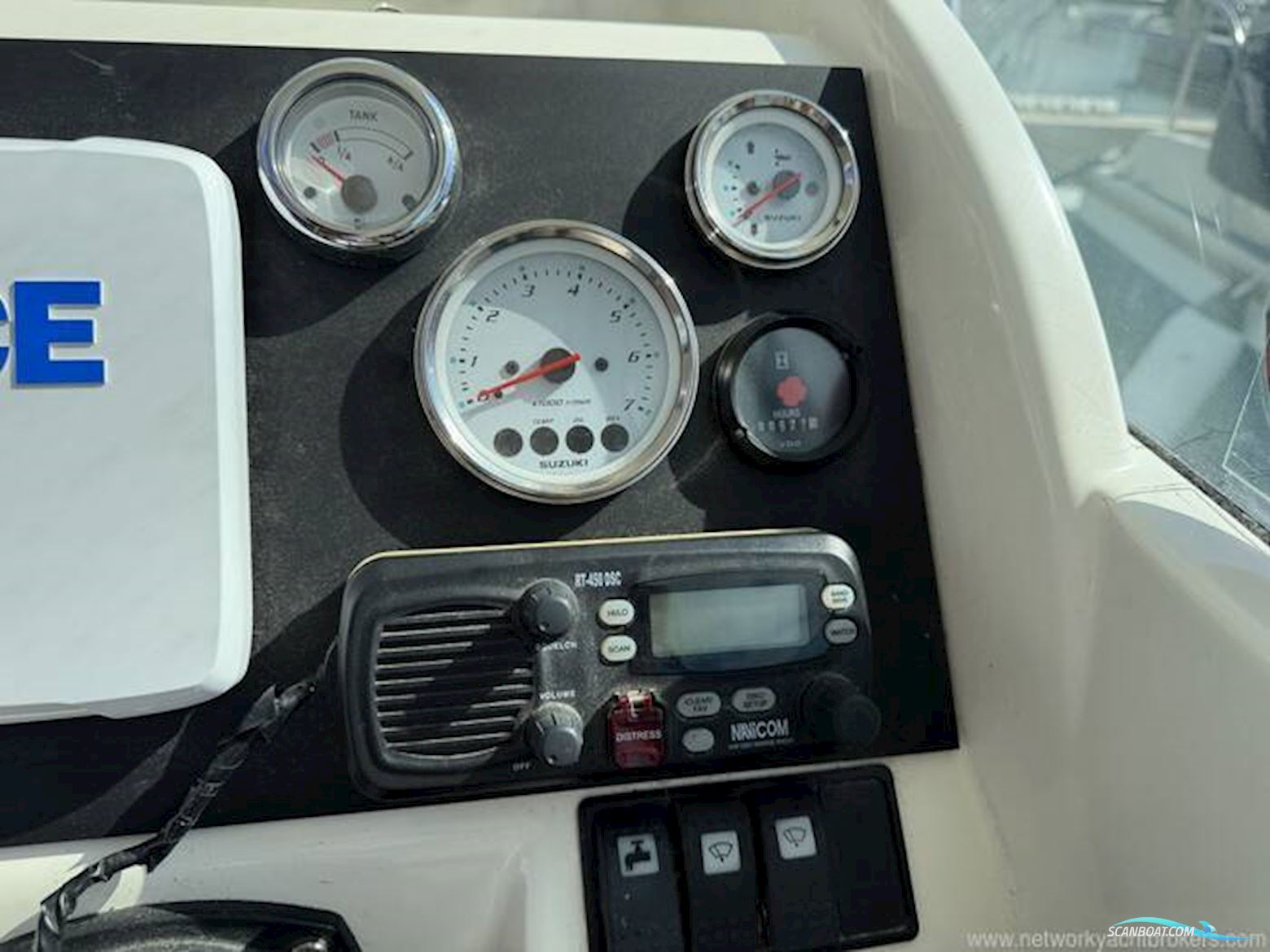 Jeanneau Merry Fisher 725