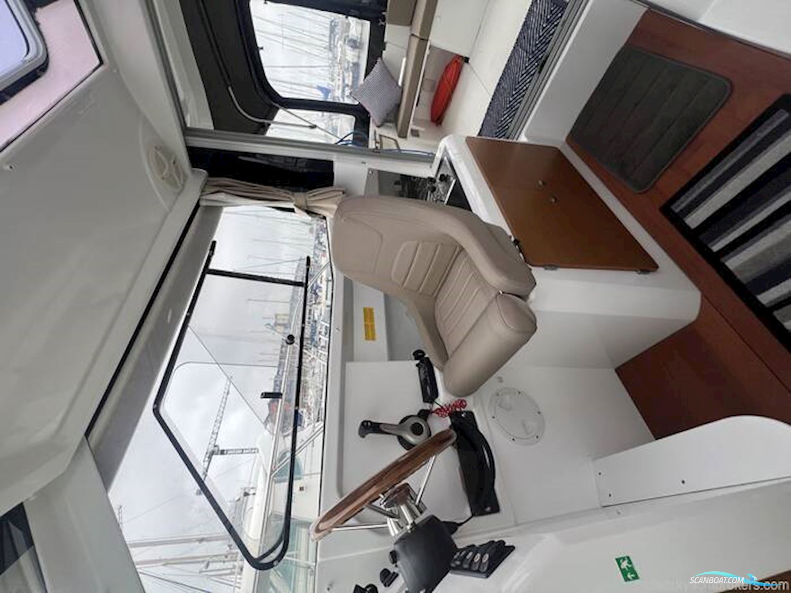 Jeanneau Merry Fisher 755
