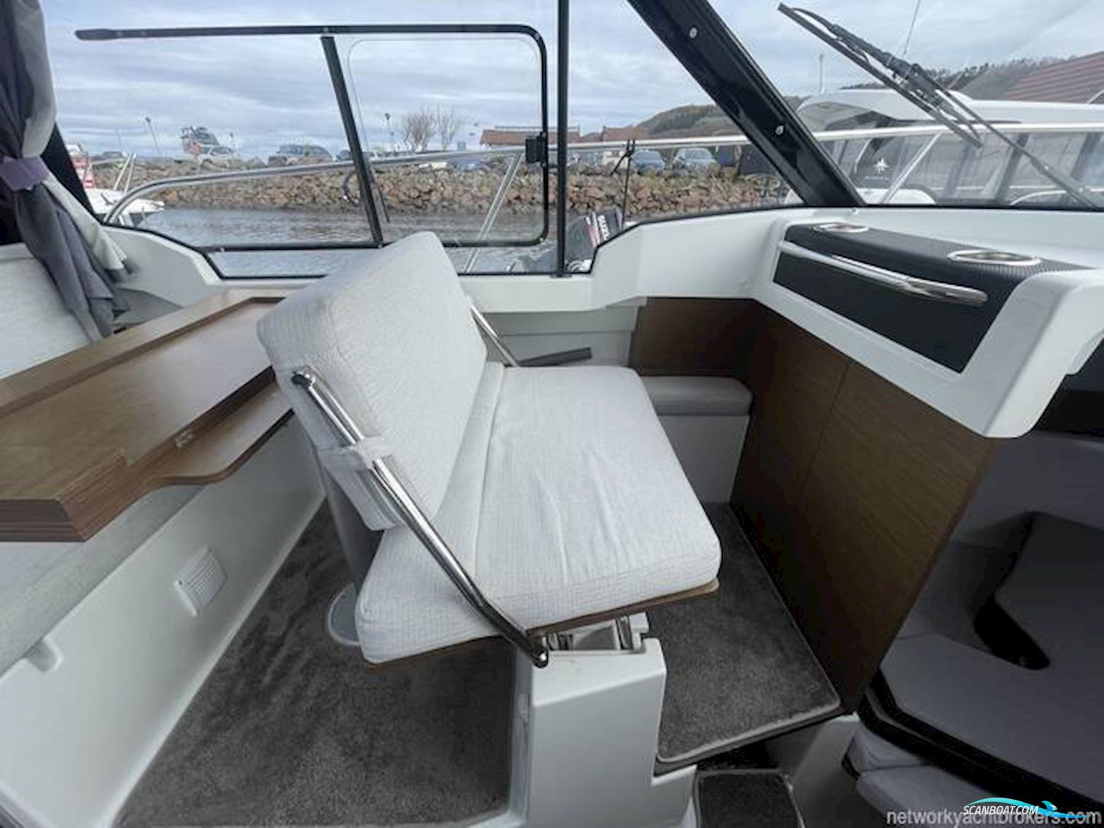 Jeanneau Merry Fisher 795 s2 Legende