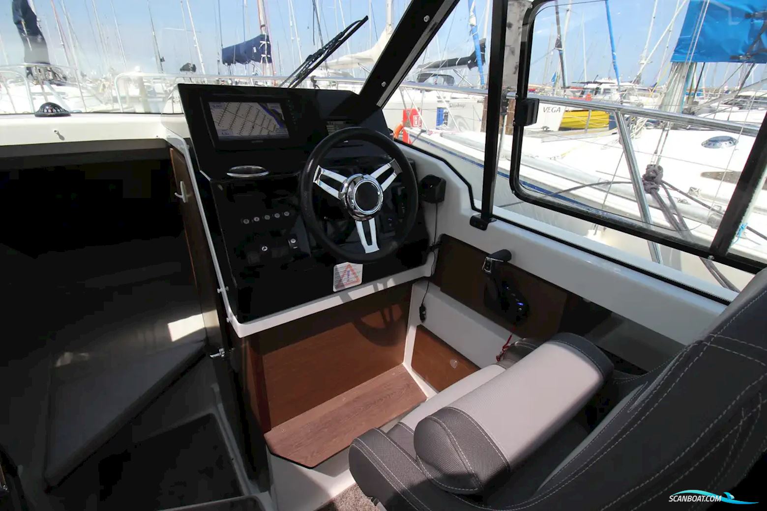 Jeanneau Merry Fisher 795