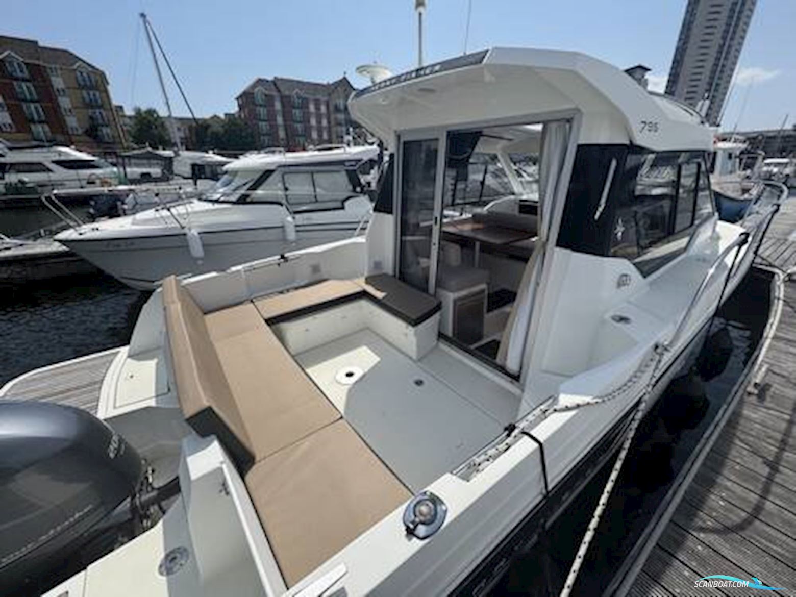 Jeanneau Merry Fisher 795