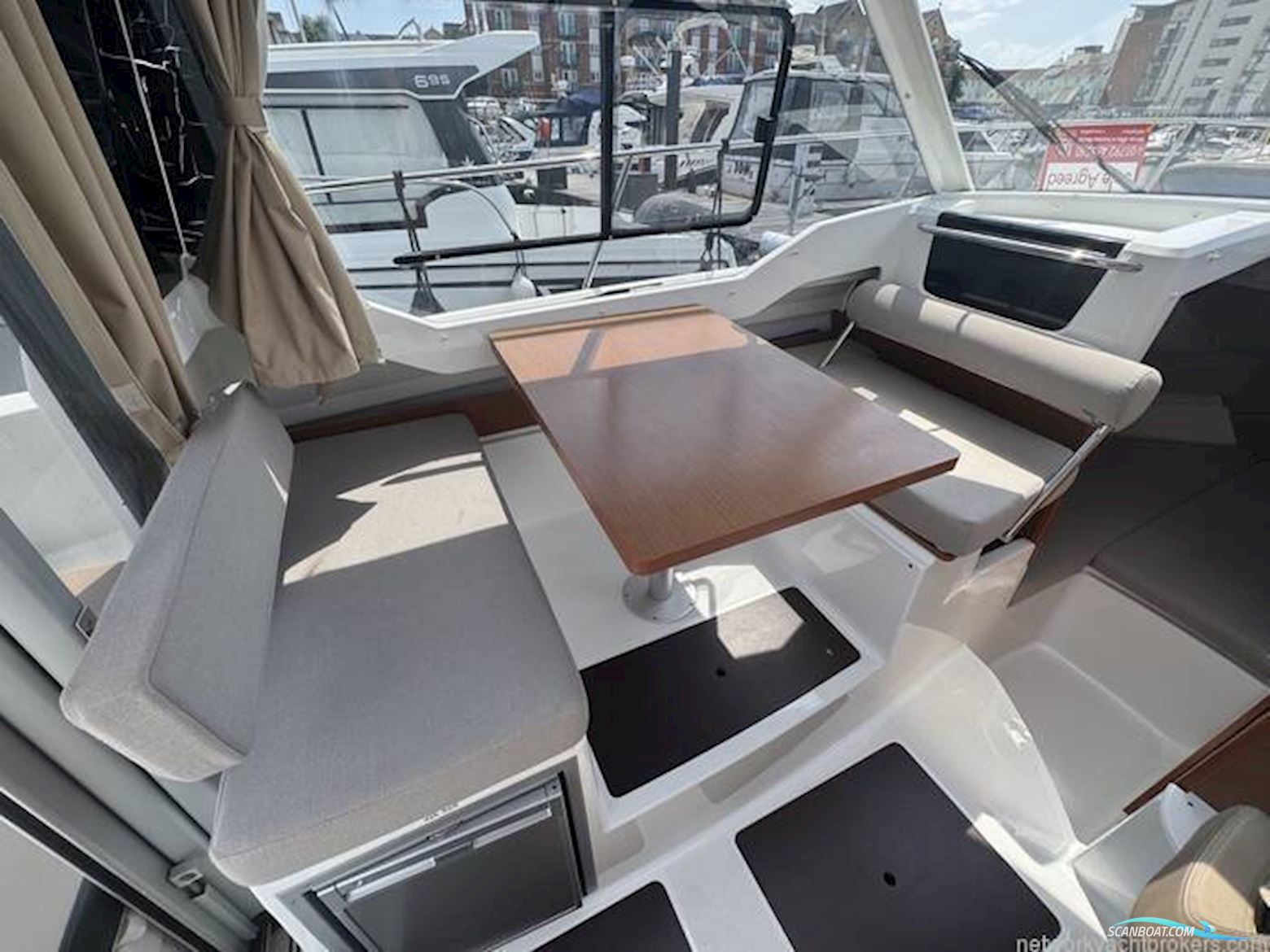 Jeanneau Merry Fisher 795