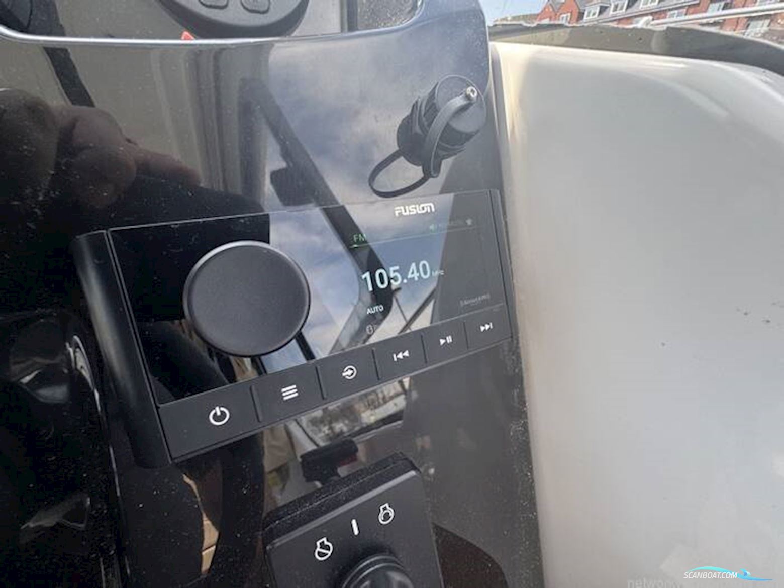 Jeanneau Merry Fisher 795