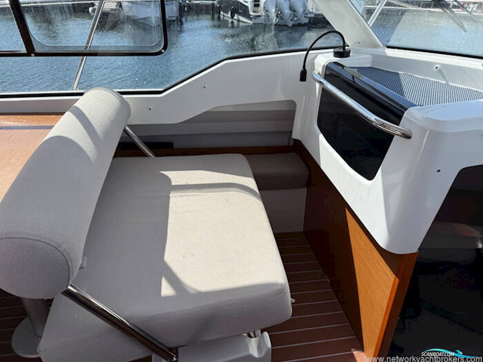 Jeanneau Merry Fisher 795