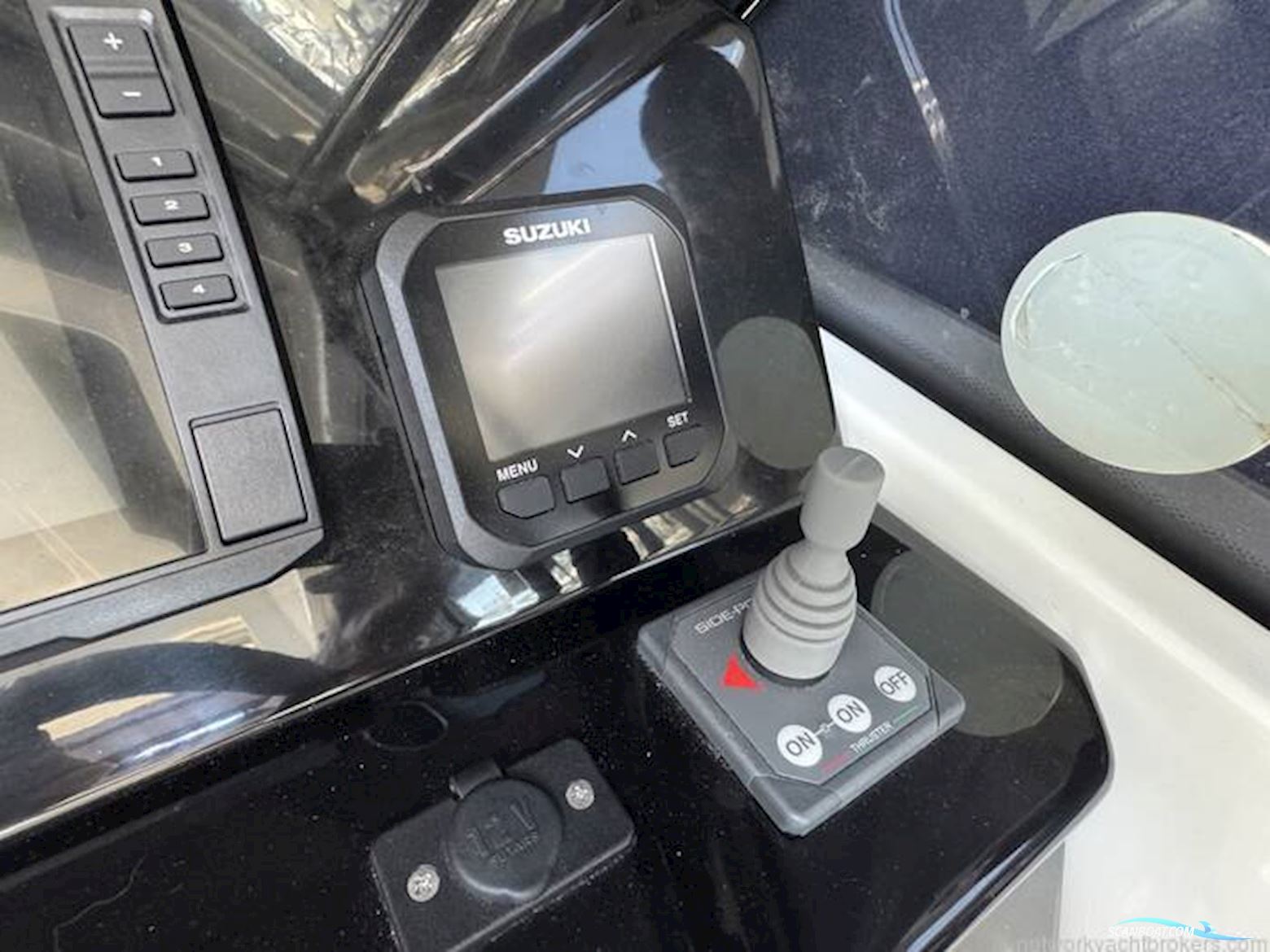 Jeanneau Merry Fisher 795