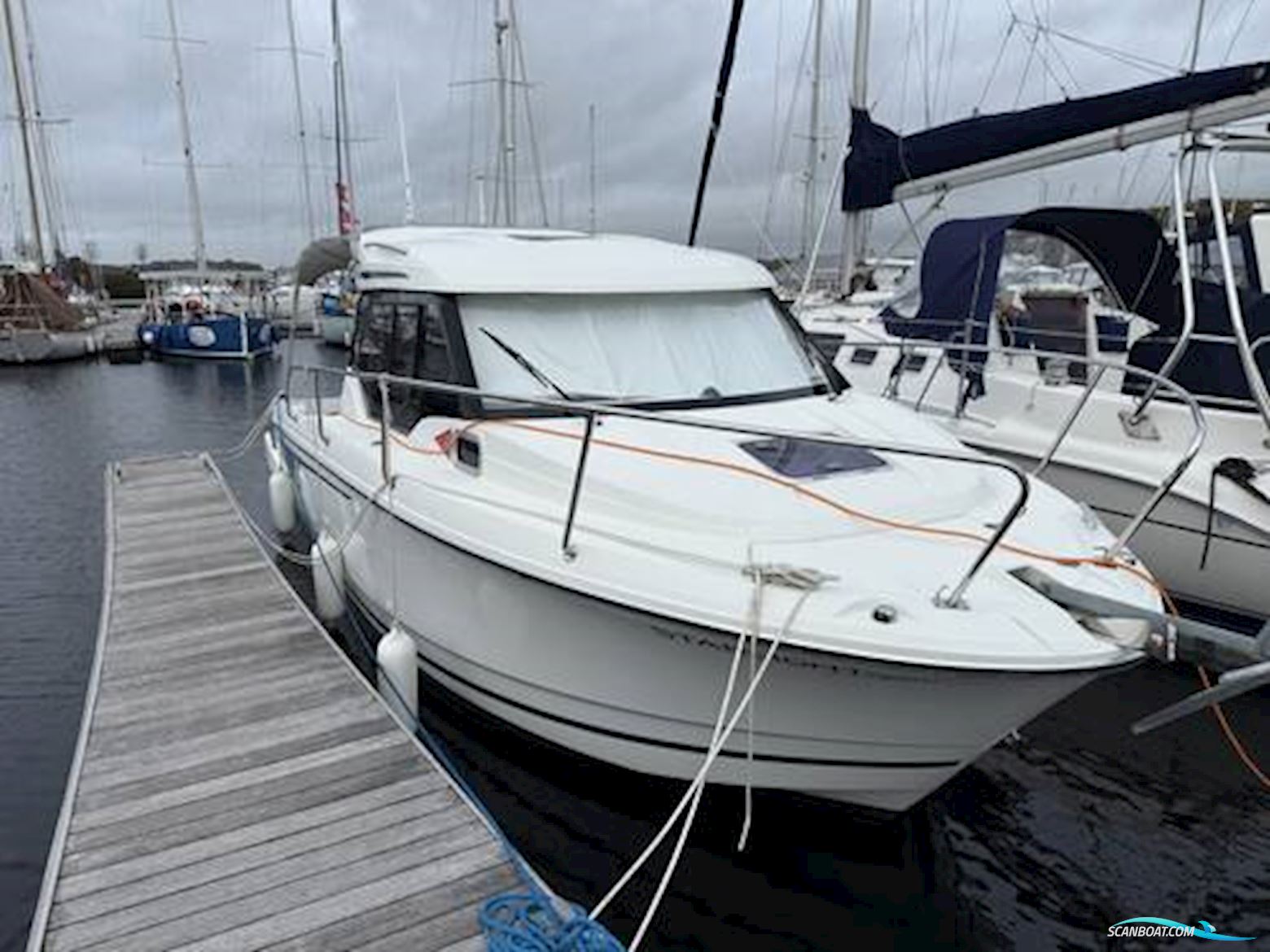 Jeanneau Merry Fisher 795