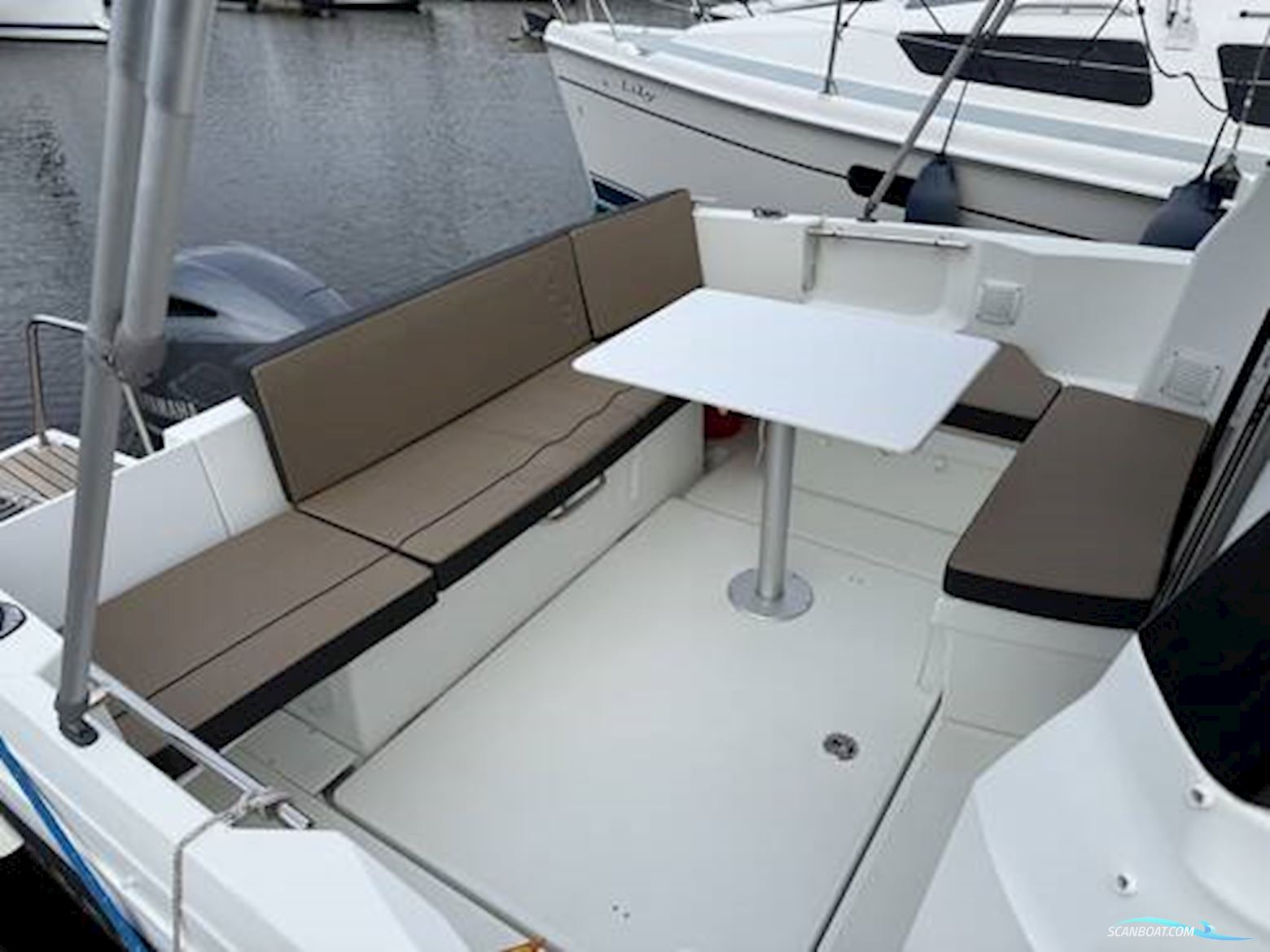 Jeanneau Merry Fisher 795