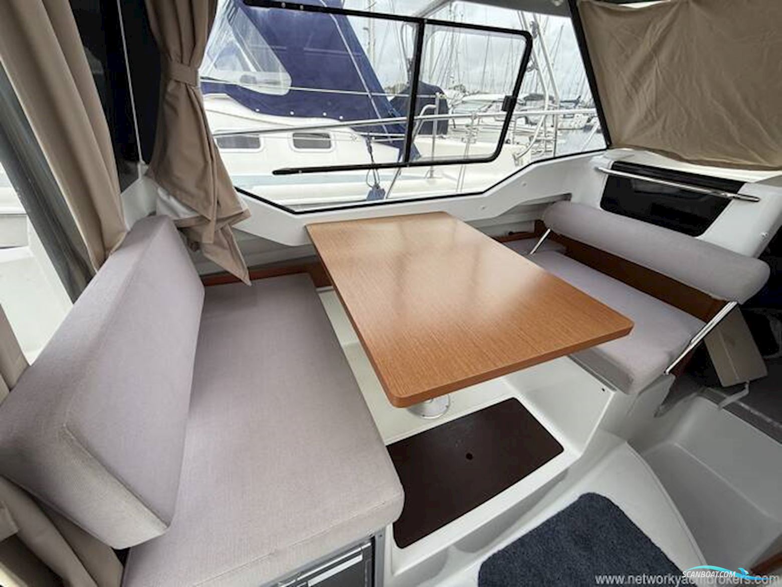 Jeanneau Merry Fisher 795