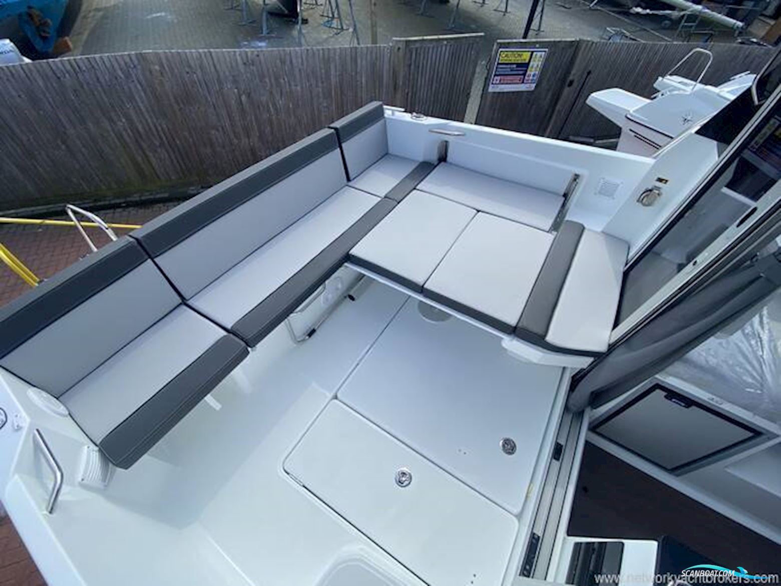 Jeanneau Merry Fisher 795