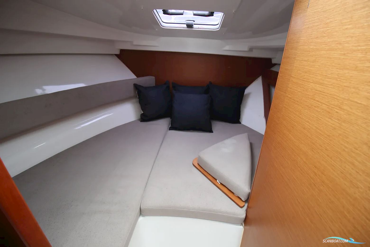 Jeanneau Merry Fisher 795