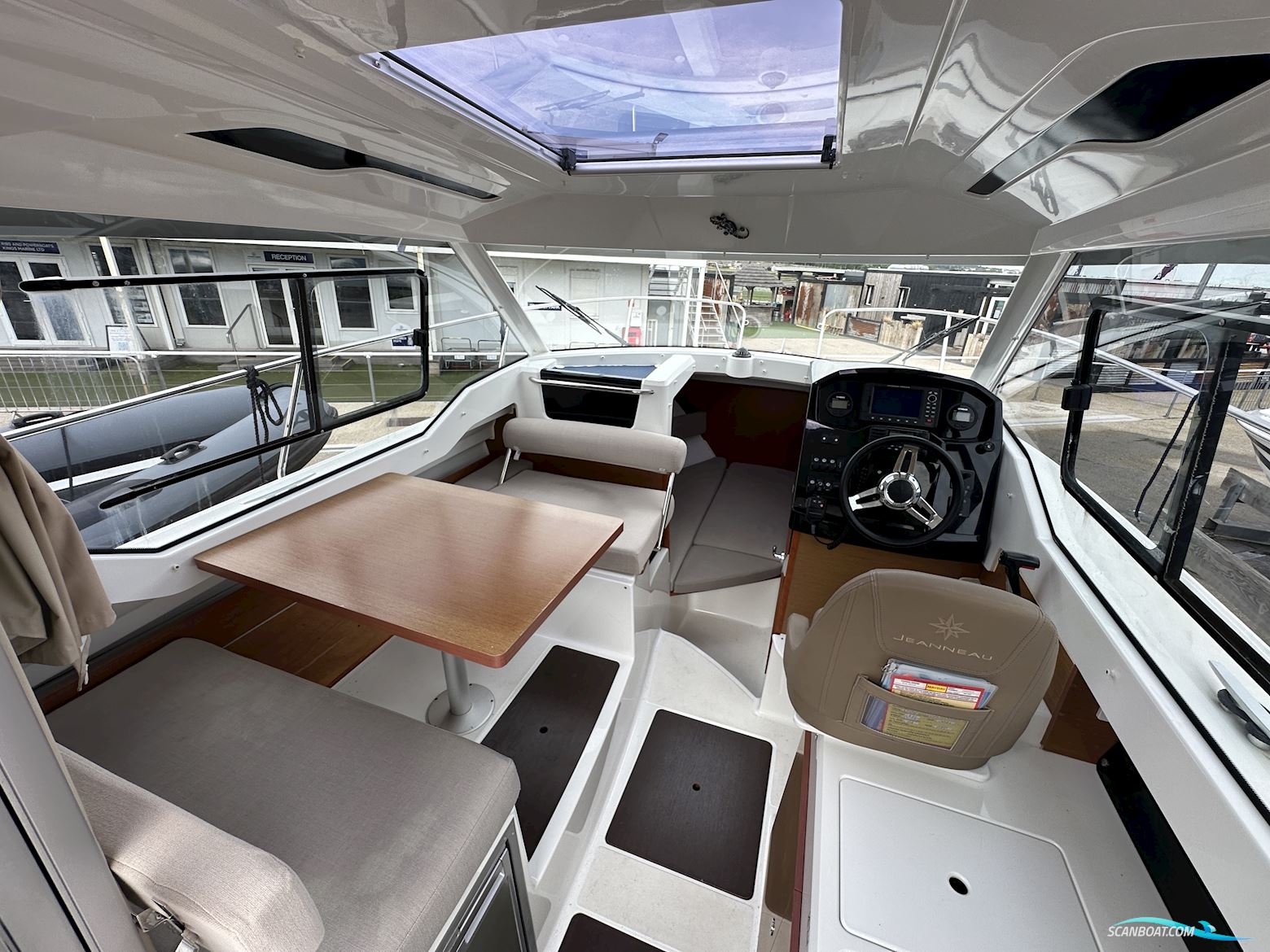 Jeanneau Merry Fisher 795