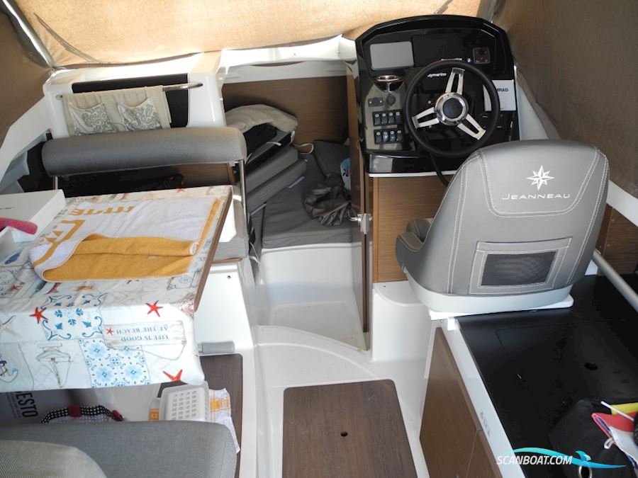 Jeanneau Merry Fisher 795