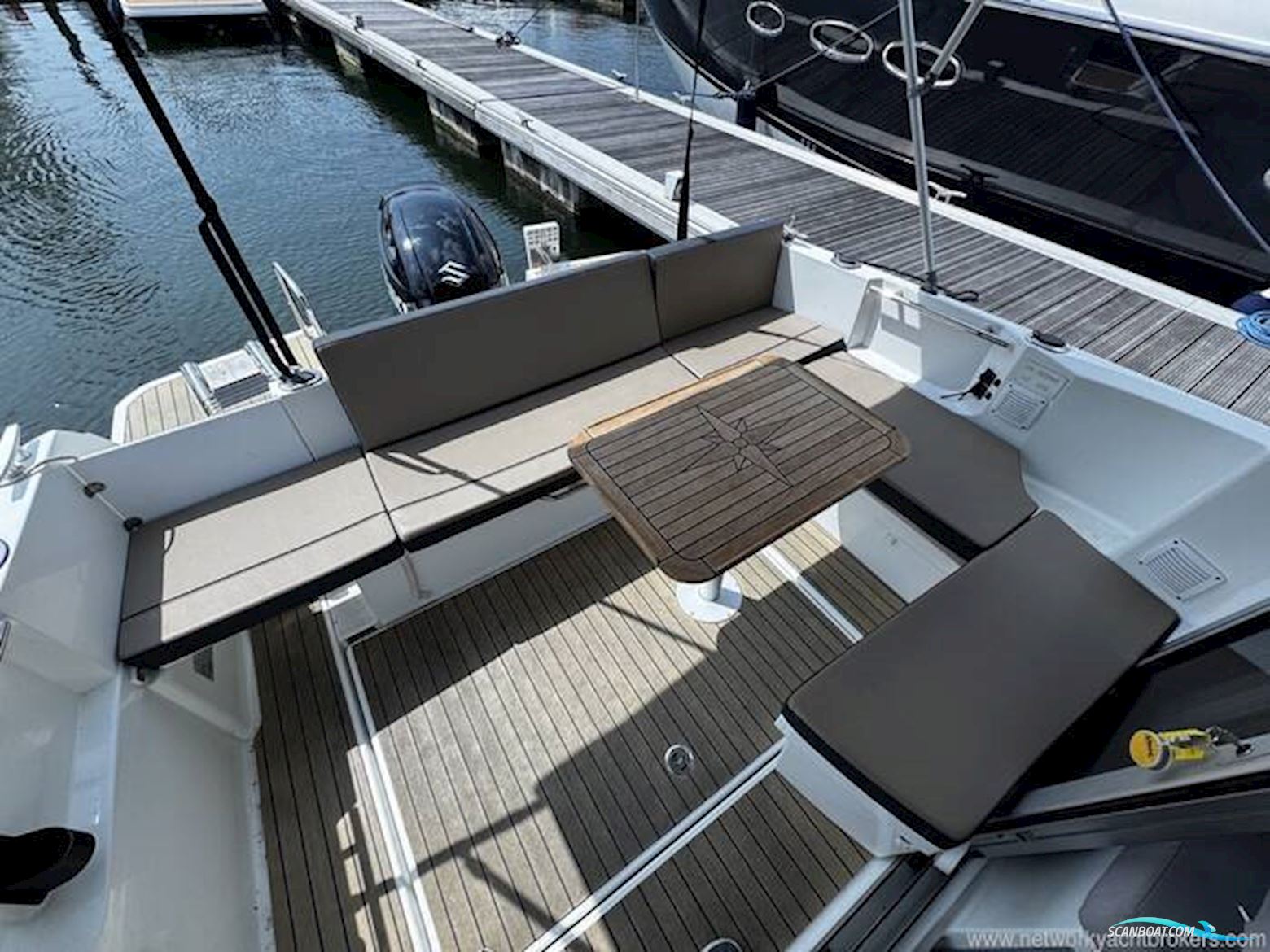 Jeanneau Merry Fisher 795