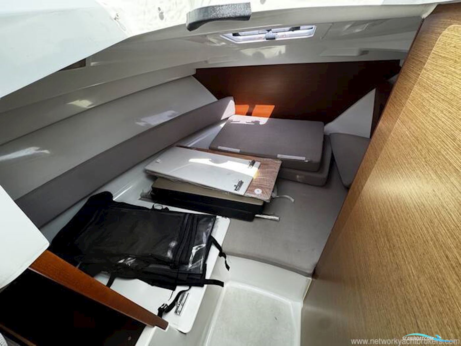 Jeanneau Merry Fisher 795
