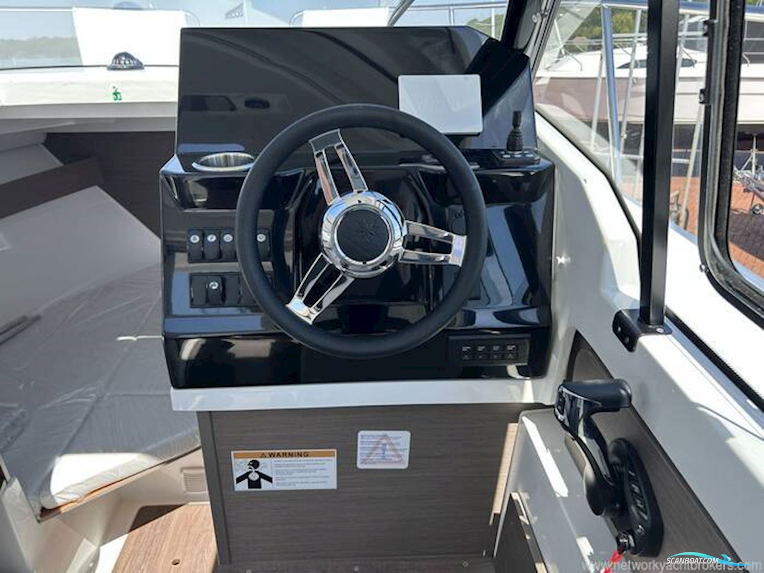 Jeanneau Merry Fisher 795 Series 2